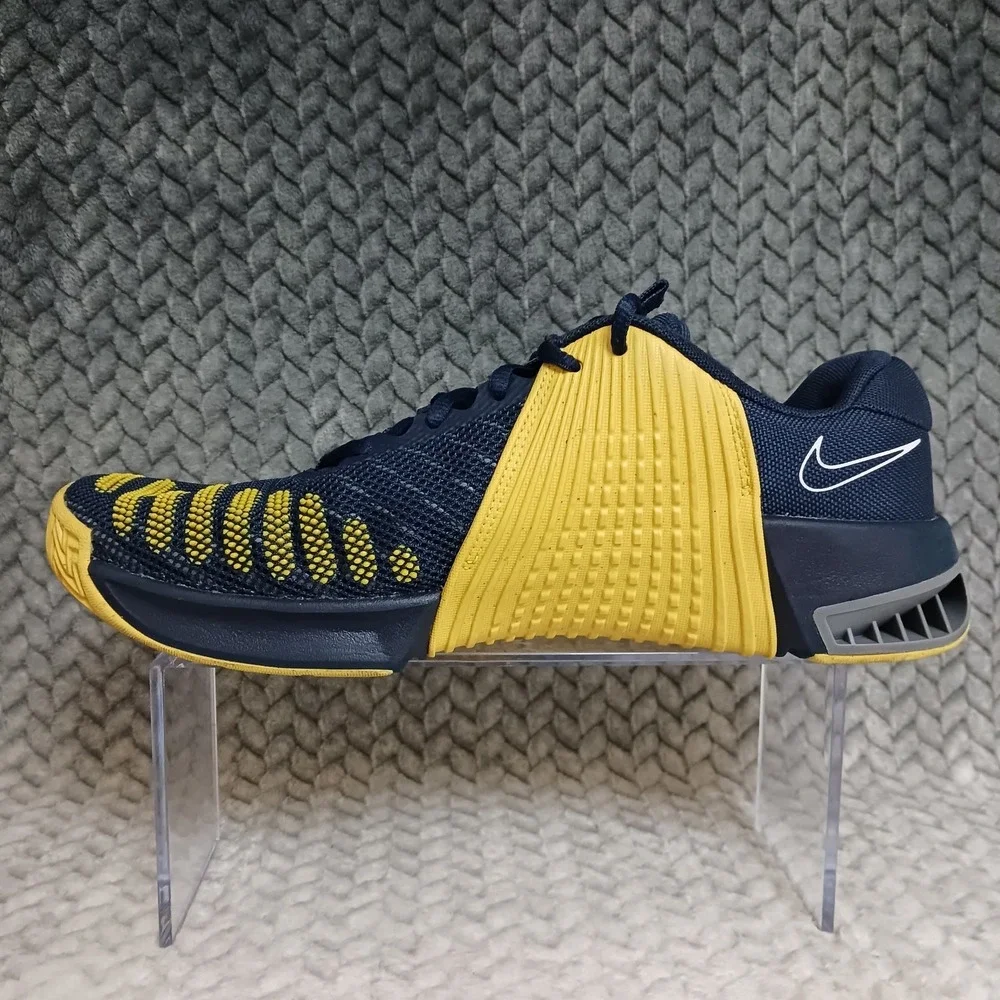 Nike Metcon 9 TB Michigan Men's Workout Training Shoes Navy Blue Yellow Sz 9.5
